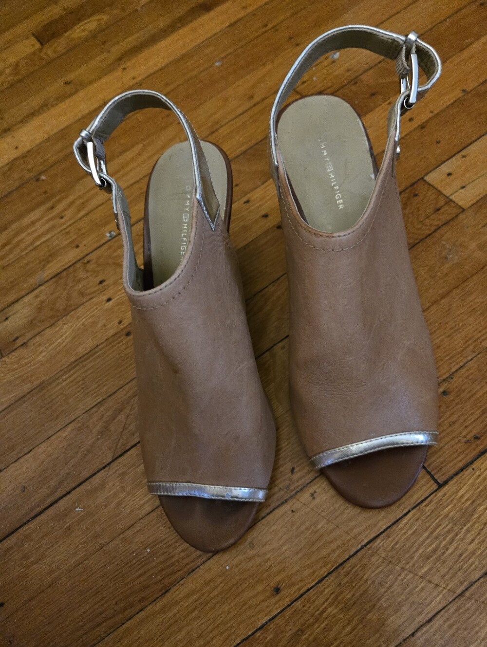 Tommy Hilfiger Tan Open-Toe Slingback Mules with Silver Accent